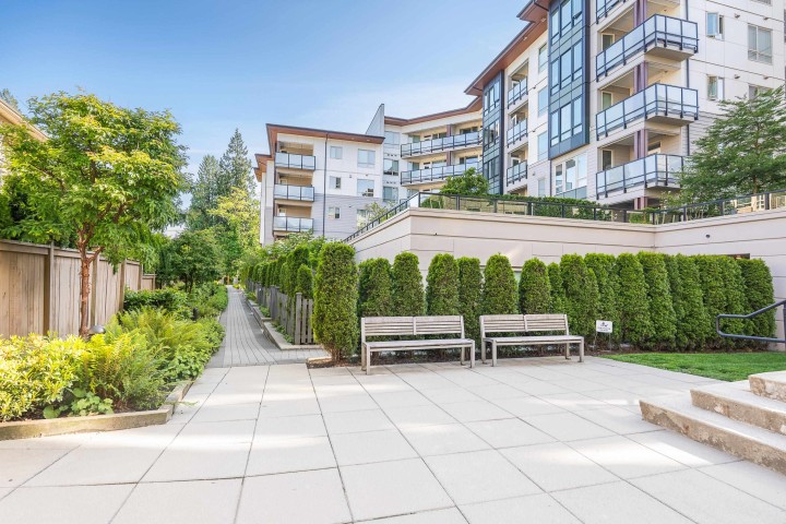 Photo 24 at 517 - 2665 Mountain Highway, Lynn Valley, North Vancouver