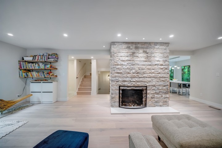 Photo 22 at 867 Frederick Road, Lynn Valley, North Vancouver