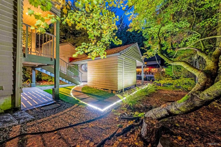 Photo 11 at 867 Frederick Road, Lynn Valley, North Vancouver