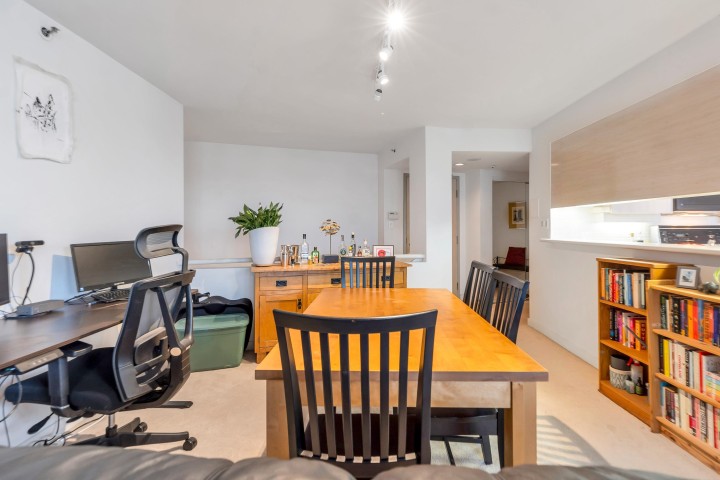 Photo 13 at 704 - 990 Beach Avenue, Yaletown, Vancouver West