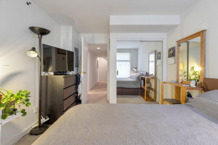 Photo 29 at 704 - 990 Beach Avenue, Yaletown, Vancouver West