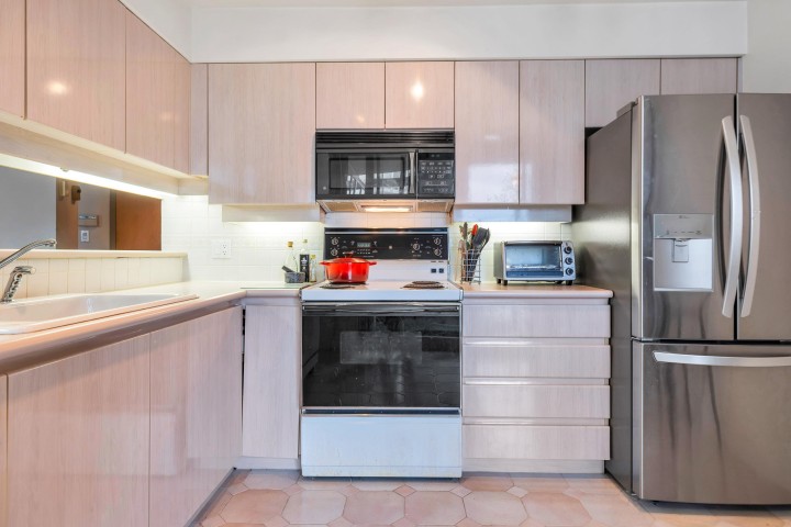 Photo 21 at 704 - 990 Beach Avenue, Yaletown, Vancouver West