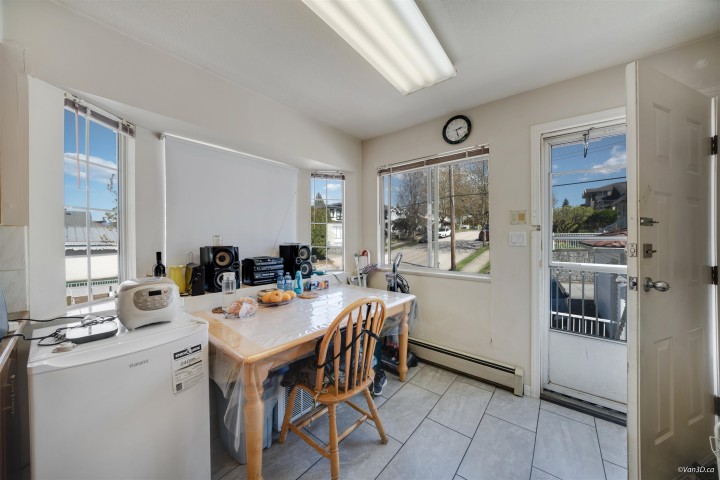 Photo 8 at 4502 Nanaimo Street, Collingwood VE, Vancouver East