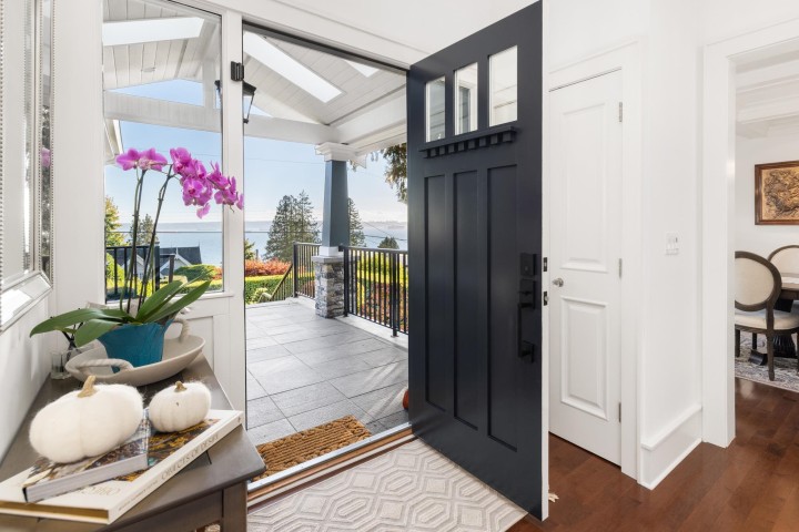 Photo 6 at 2623 Lawson Avenue, Dundarave, West Vancouver