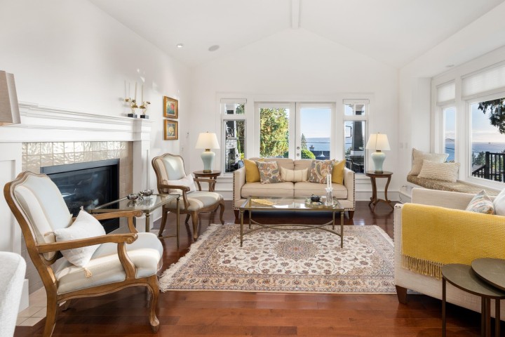 Photo 7 at 2623 Lawson Avenue, Dundarave, West Vancouver