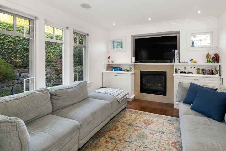 Photo 18 at 2623 Lawson Avenue, Dundarave, West Vancouver