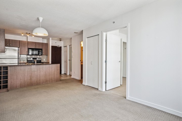 Photo 7 at 2006 - 610 Granville Street, Downtown VW, Vancouver West