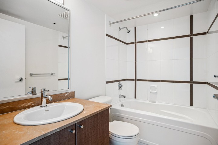 Photo 15 at 2006 - 610 Granville Street, Downtown VW, Vancouver West