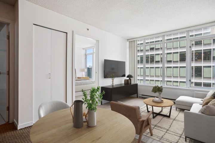 Photo 4 at 2006 - 610 Granville Street, Downtown VW, Vancouver West