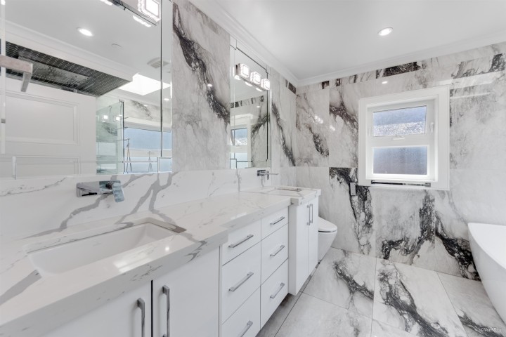 Photo 27 at 6913 Argyle Street, Knight, Vancouver East