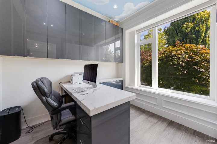 Photo 12 at 6913 Argyle Street, Knight, Vancouver East