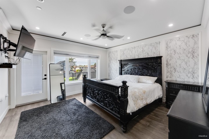 Photo 26 at 6913 Argyle Street, Knight, Vancouver East