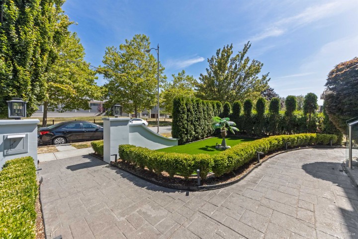 Photo 40 at 6913 Argyle Street, Knight, Vancouver East