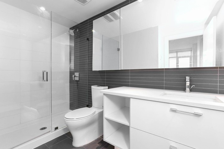 Photo 14 at 1702 - 8538 River District Crossing, South Marine, Vancouver East