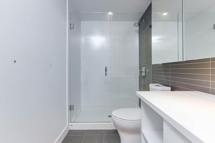 Photo 15 at 1702 - 8538 River District Crossing, South Marine, Vancouver East