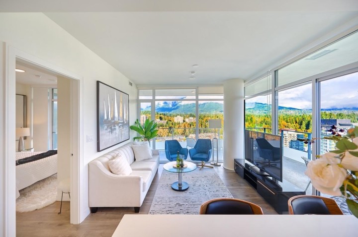 Photo 7 at 2002 - 200 Klahanie Court, Park Royal, West Vancouver