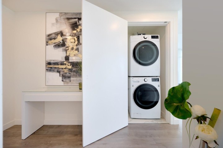 Photo 18 at 2002 - 200 Klahanie Court, Park Royal, West Vancouver