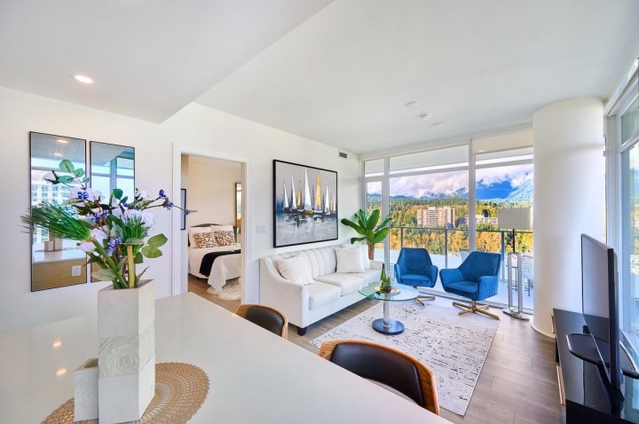 Photo 8 at 2002 - 200 Klahanie Court, Park Royal, West Vancouver