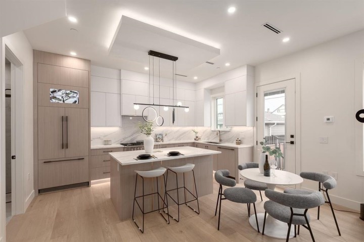 Photo 16 at 2 - 2658 Dundas Street, Hastings Sunrise, Vancouver East