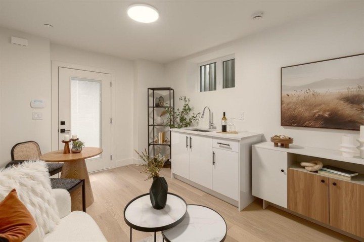 Photo 29 at 2 - 2658 Dundas Street, Hastings Sunrise, Vancouver East