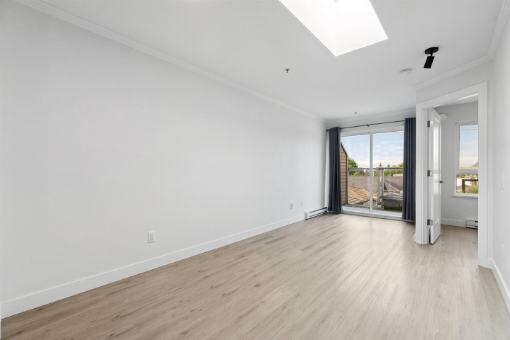 Photo 3 at PH5 - 1503 W 66th Avenue, S.W. Marine, Vancouver West