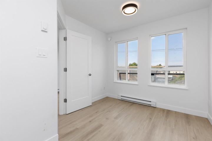 Photo 11 at PH5 - 1503 W 66th Avenue, S.W. Marine, Vancouver West