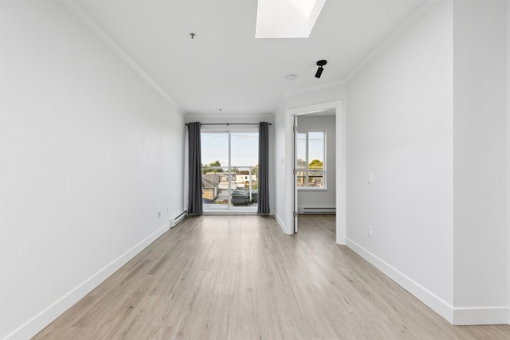 Photo 4 at PH5 - 1503 W 66th Avenue, S.W. Marine, Vancouver West