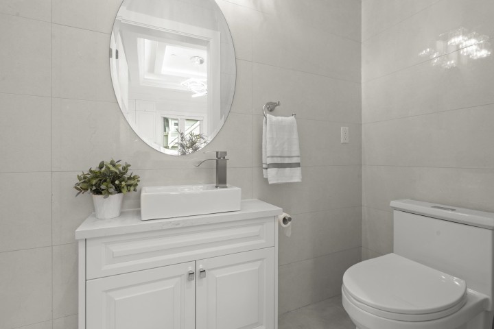 Photo 17 at 2377 W 7th Avenue, Kitsilano, Vancouver West