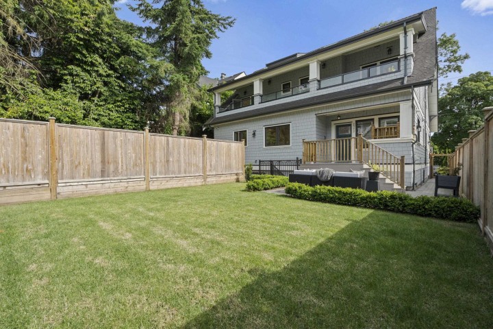 Photo 8 at 2377 W 7th Avenue, Kitsilano, Vancouver West