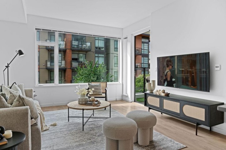 Photo 16 at 206 - 725 Marine Drive, Harbourside, North Vancouver