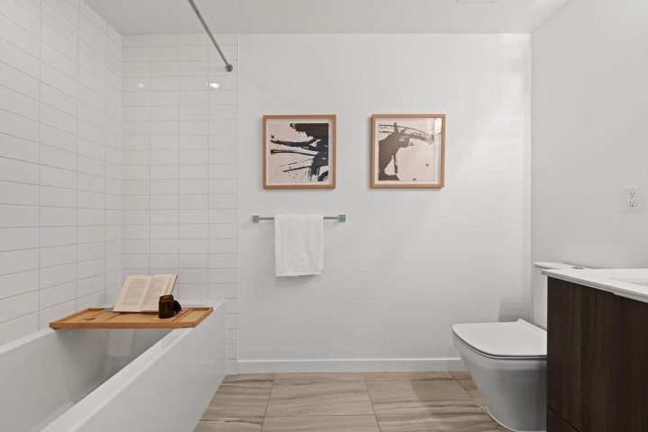 Photo 12 at 206 - 725 Marine Drive, Harbourside, North Vancouver