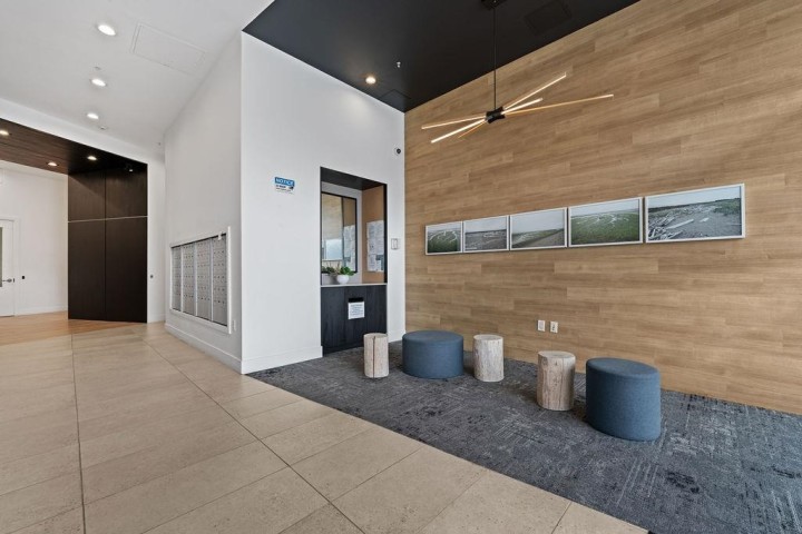 Photo 33 at 206 - 725 Marine Drive, Harbourside, North Vancouver