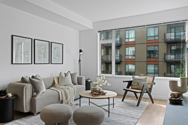 Photo 18 at 206 - 725 Marine Drive, Harbourside, North Vancouver