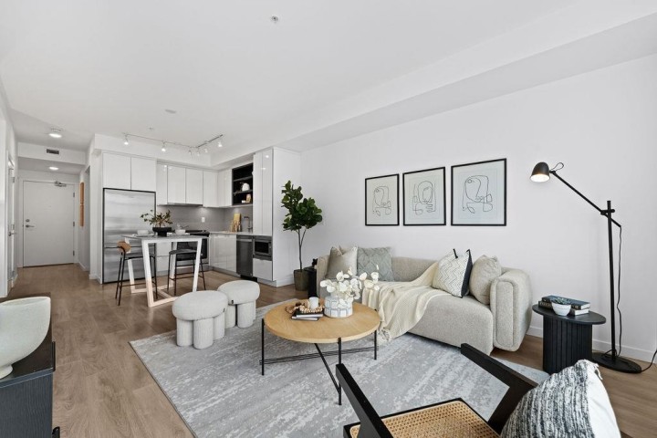 Photo 15 at 206 - 725 Marine Drive, Harbourside, North Vancouver