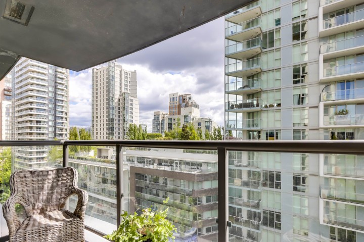 Photo 7 at 1102 - 501 Pacific Street, Downtown VW, Vancouver West