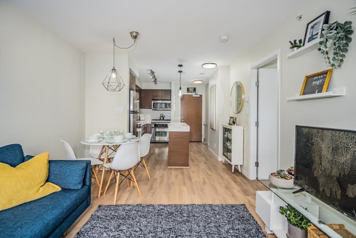 Photo 6 at 403 - 2770 Sophia Street, Mount Pleasant VE, Vancouver East