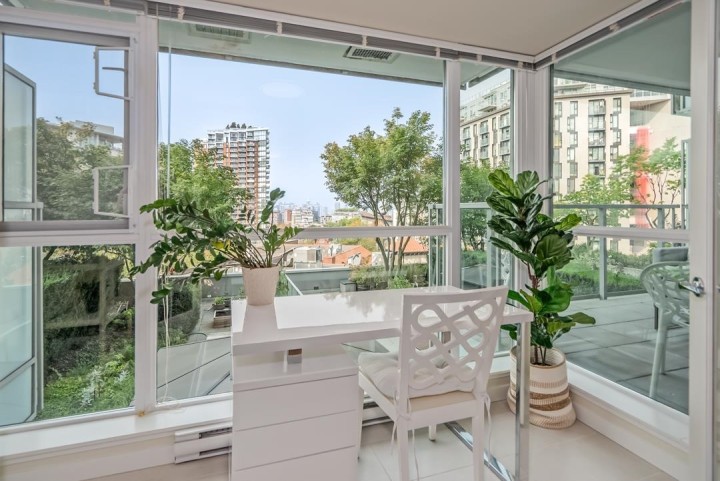 Photo 16 at 403 - 2770 Sophia Street, Mount Pleasant VE, Vancouver East