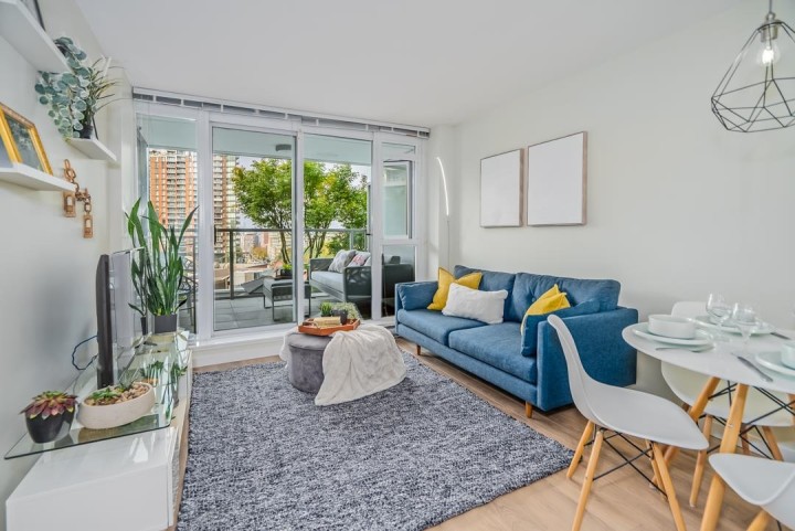 Photo 7 at 403 - 2770 Sophia Street, Mount Pleasant VE, Vancouver East