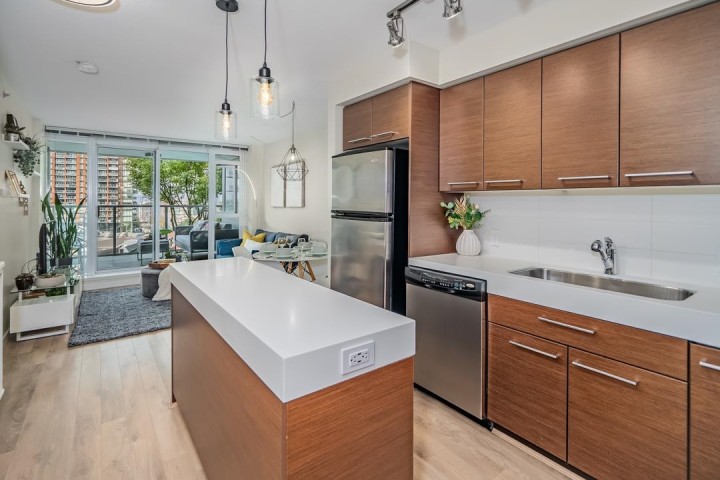 Photo 1 at 403 - 2770 Sophia Street, Mount Pleasant VE, Vancouver East