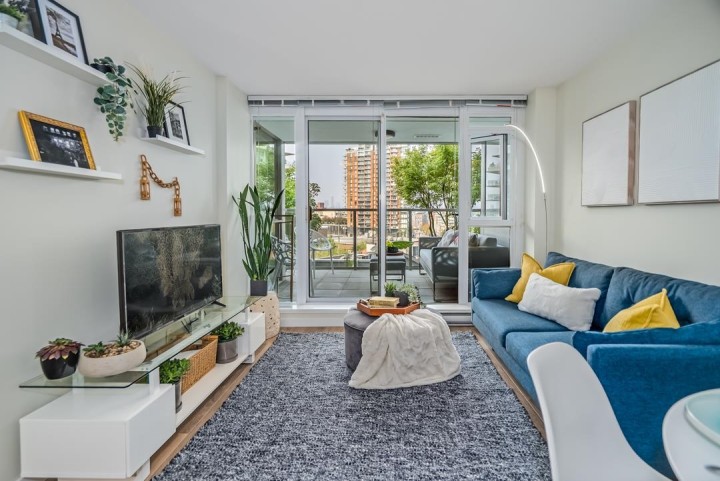 Photo 8 at 403 - 2770 Sophia Street, Mount Pleasant VE, Vancouver East