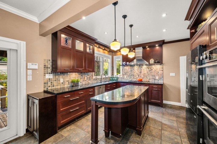 Photo 9 at 6050 Athlone Street, South Granville, Vancouver West