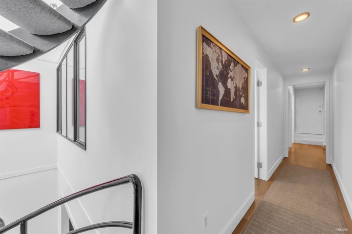 Photo 23 at 2243 Oak Street, Fairview VW, Vancouver West