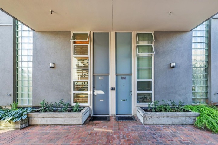 Photo 34 at 2243 Oak Street, Fairview VW, Vancouver West