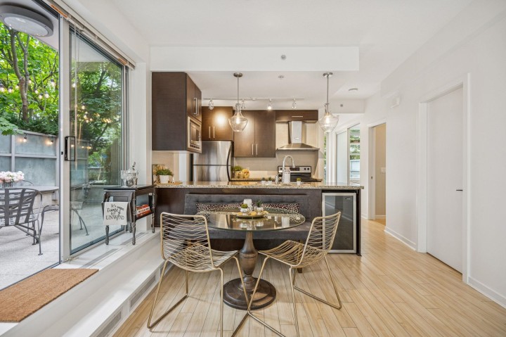 Photo 7 at 239 - 188 Keefer Place, Downtown VW, Vancouver West