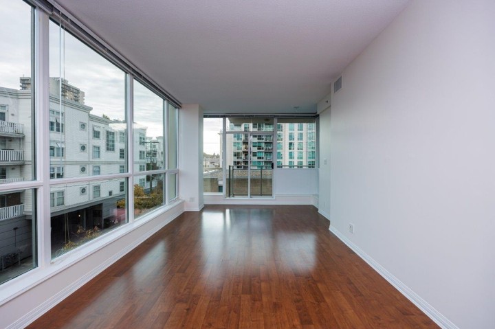 Photo 3 at 501 - 138 E Esplanade, Lower Lonsdale, North Vancouver