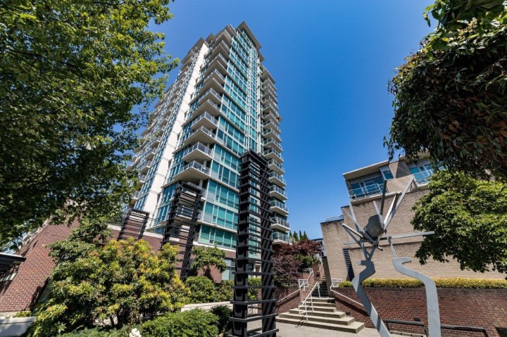 Photo 1 at 501 - 138 E Esplanade, Lower Lonsdale, North Vancouver