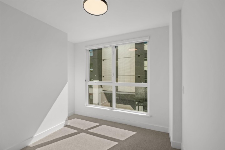 Photo 16 at 411 - 422 E 3rd Street, Lower Lonsdale, North Vancouver