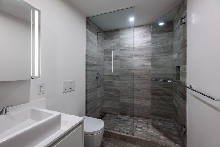 Photo 11 at 4208 - 1480 Howe Street, Yaletown, Vancouver West