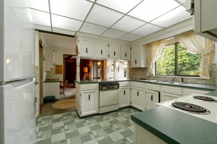 Photo 8 at 4228 Staulo Crescent, University VW, Vancouver West