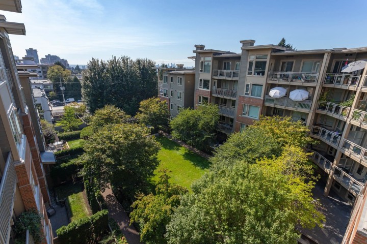 Photo 17 at 127 - 119 W 22nd Street, Central Lonsdale, North Vancouver